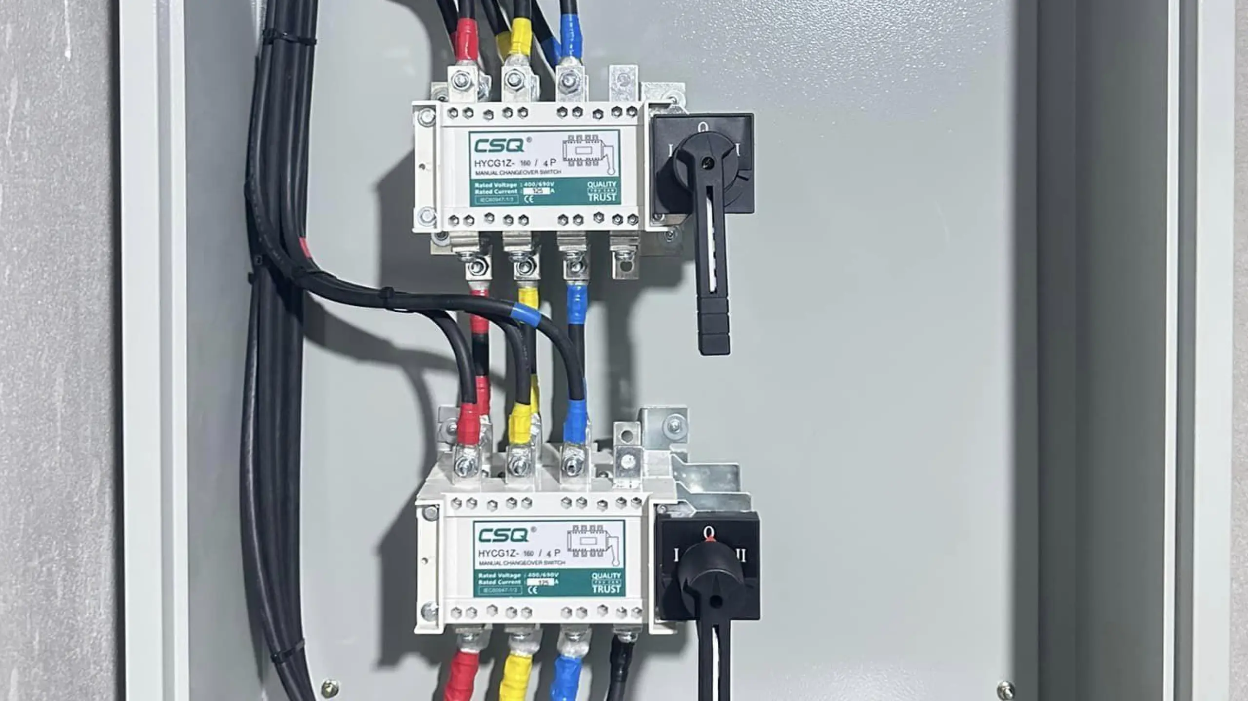 NewnewLoad Break Switches