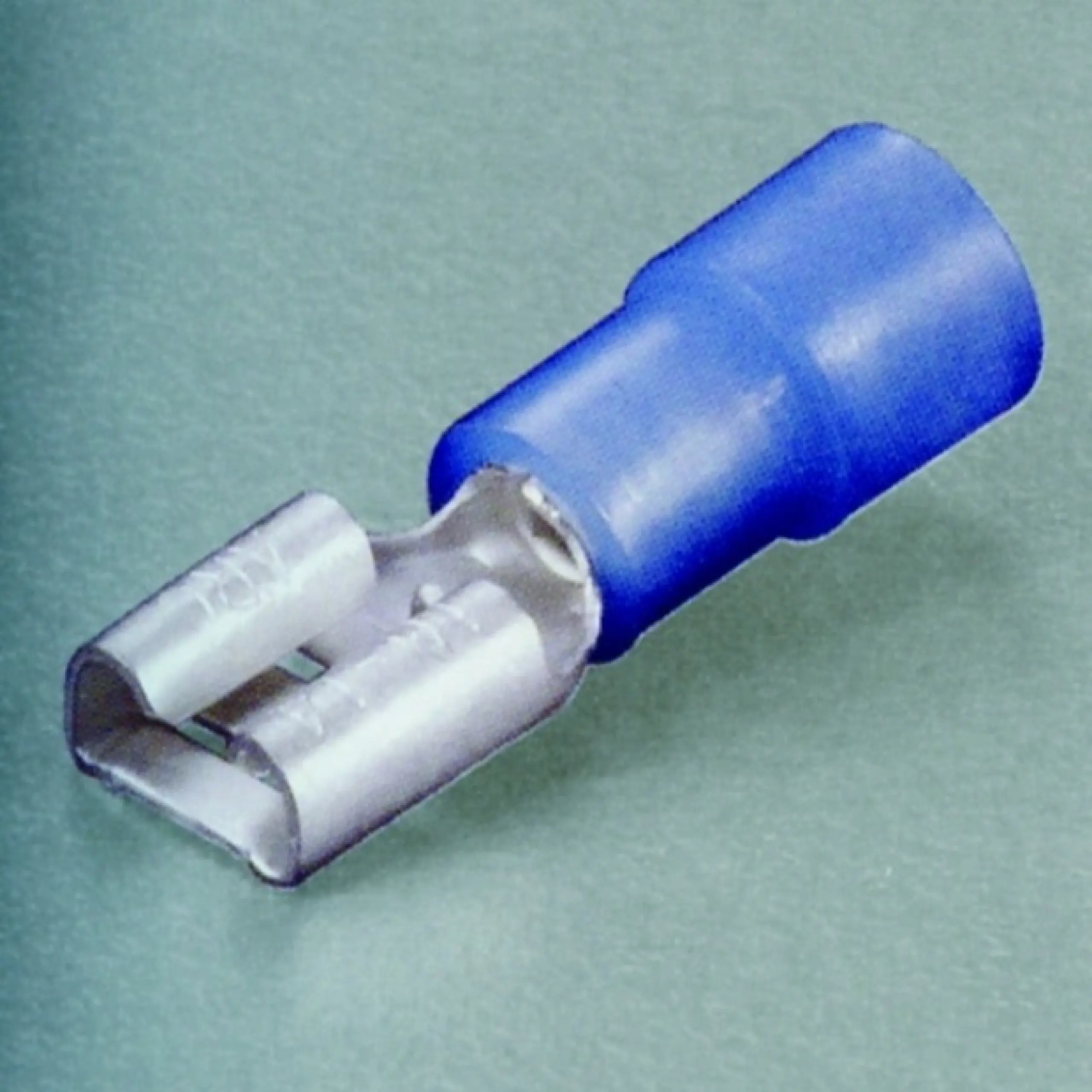 Female Spade Crimp Terminal