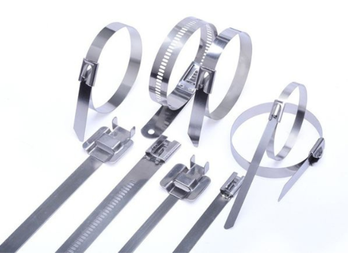 Tightening Stainless Steel Cable Ties